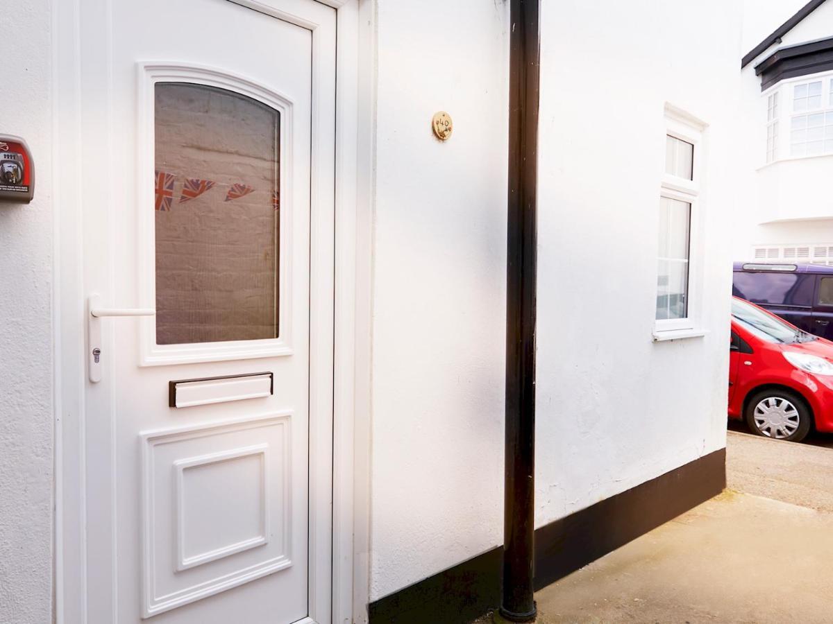 Pass The Keys Amazing 2 Bedroom Home In The Seaside Town Filey Exterior photo